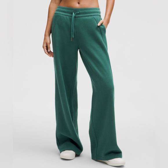 Lululemon Scuba Mid-Rise Wide-Leg Pant Short ~ Sz XS ~ Storm Teal Green - Picture 4 of 9